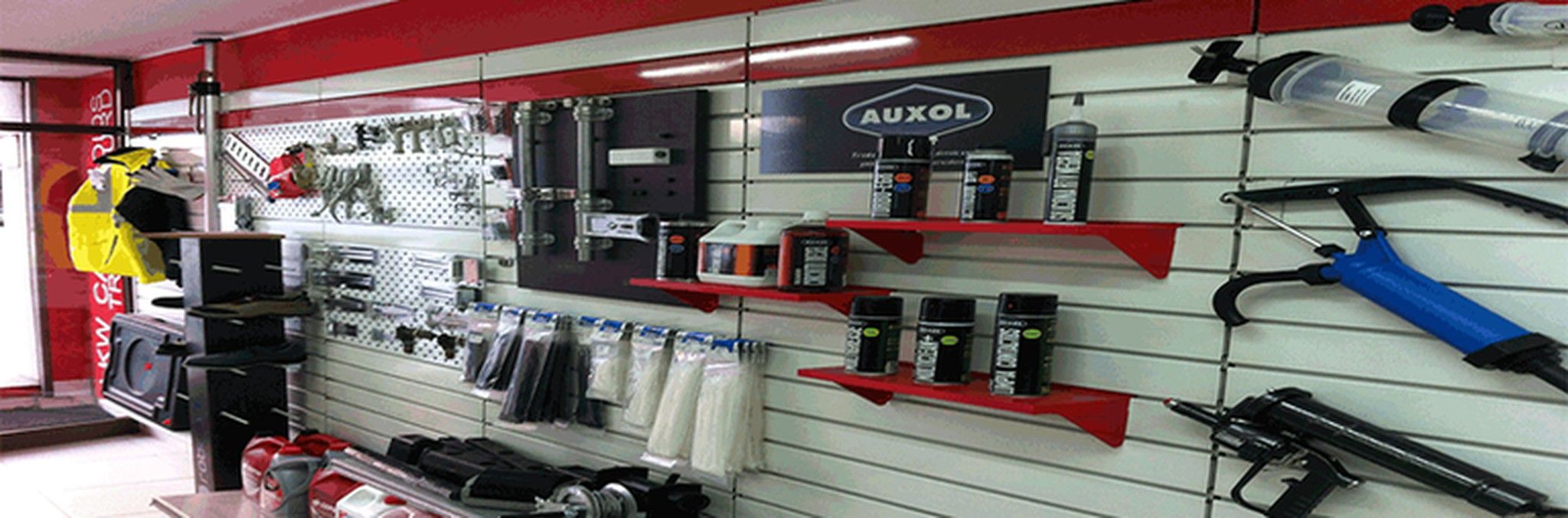 Exposición interior tienda Física en Sabadell Barcelona