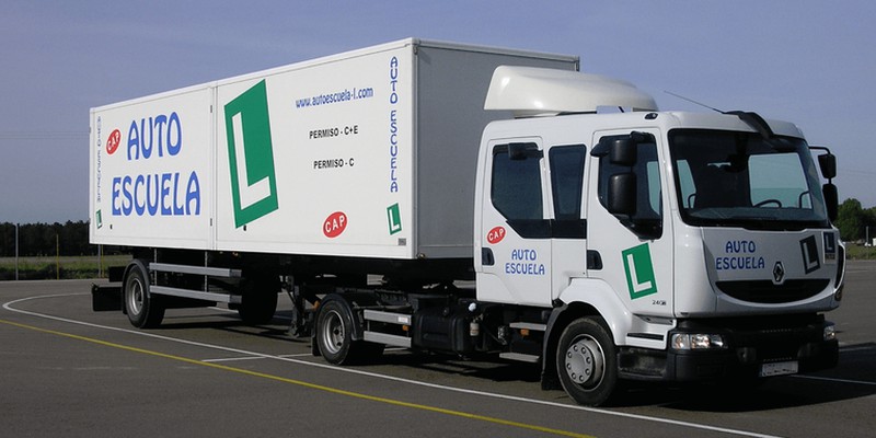 Recambiosdelcamion.com, en faveur de la promotion du remplacement générationnel des camionneurs