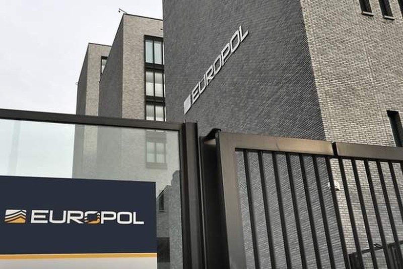 Europol consiglia pezzi di ricambio originali per camion da recambiosdelcamion.com