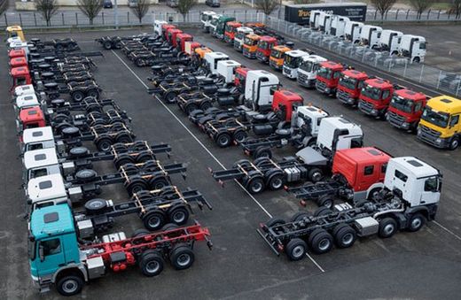 Der Verkauf von Lkw, Nutzfahrzeugen, Ersatz- und Ersatzteilen steigt europaweit
