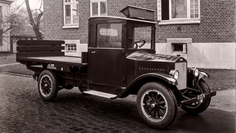 El primer camión, el Volvo Truck Serie 1