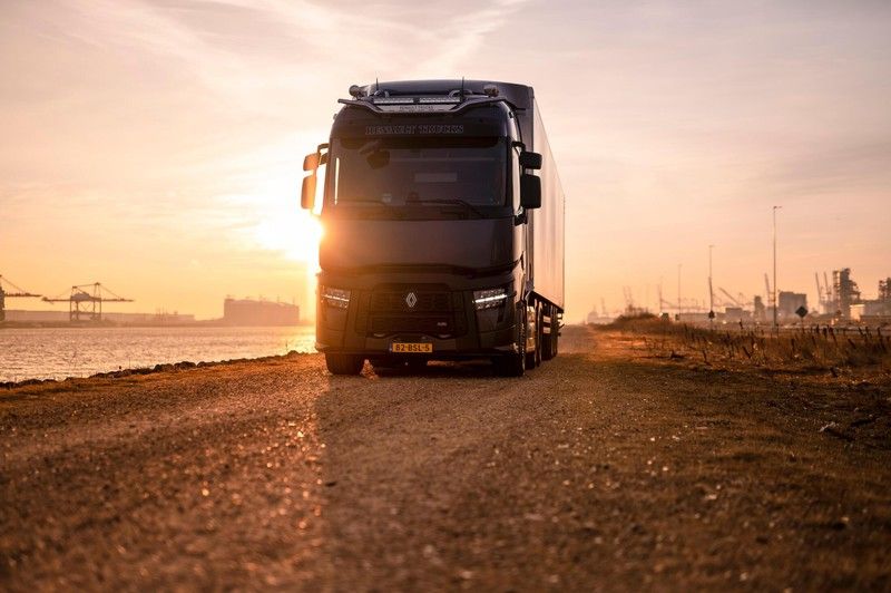 6.- Gama T de Renault Trucks: 1.818 unidades