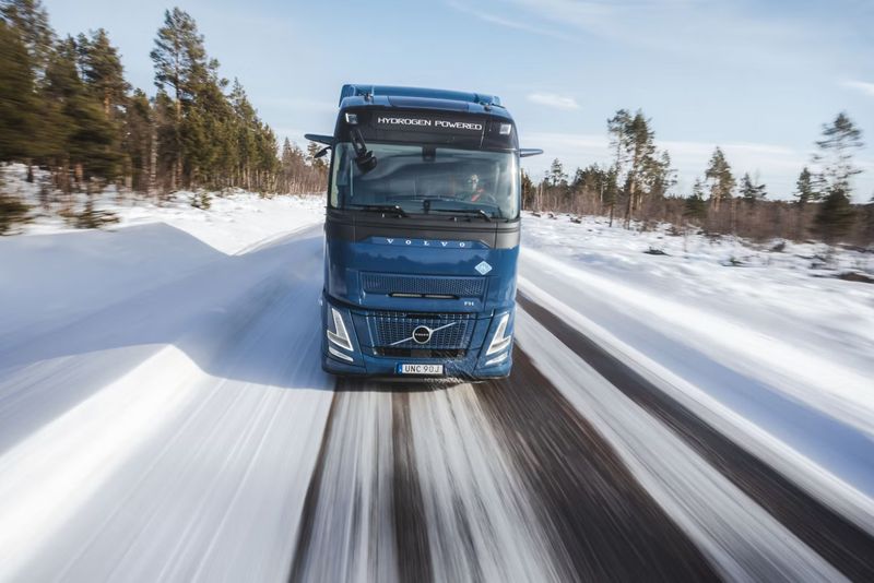 Cómo funcionan los camiones de hidrógeno de Volvo