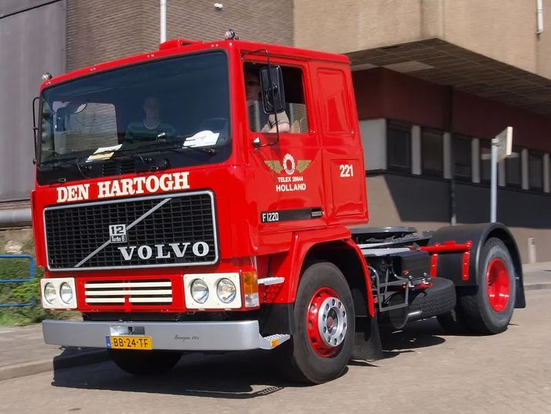 Volvo F12: un camión que marcó los años 70 y 80