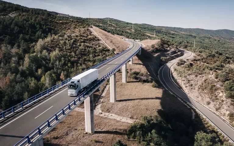 Tendencias que han marcado el mercado de camiones en 2025