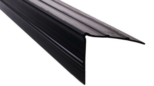 Cantonera protección 2.4 m polietileno color negro Heavy Duty