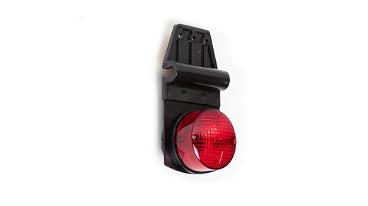 Tail light pendant position and brake light without reflector 841