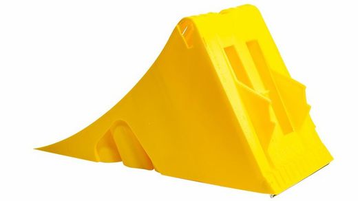 Plastic wheel chock R55 approved DIN 76051-E53Z