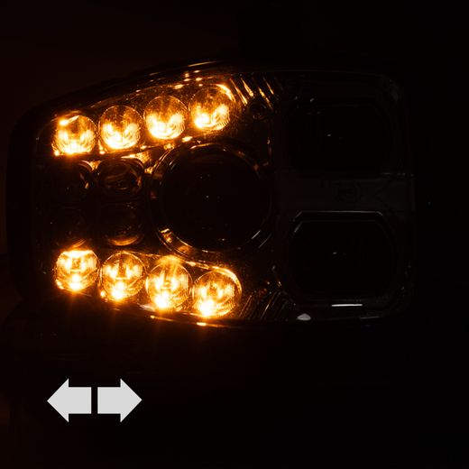 Farol direito 12/24 V totalmente em LED (lado do passageiro)