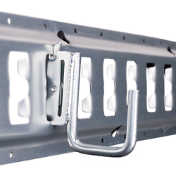 Gancho cuadrado lateral para rail universal