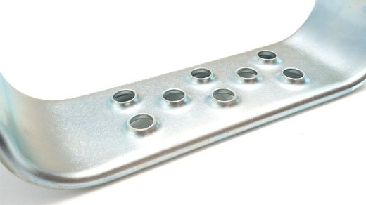 Fixed galvanized bracket 255 to be screwed under the floor