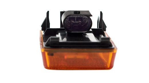 Side pilot position Led and amber reflector Scania