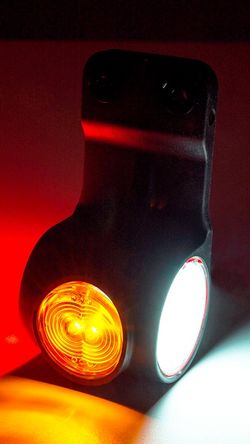 Right swinging rear sidelight Led 12/24V Neon effect