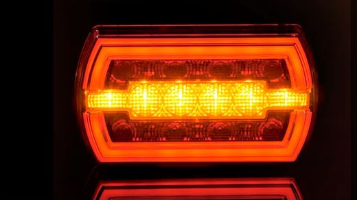 Fanale posteriore multifunzione (3 funzioni) LED 12/24V Lato destro o sinistro. Luce di posizione, freno e indicatore di direzione con effetto neon.