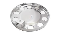 Caminhão 22'5 com tampa do cubo de aço inoxidável fechada